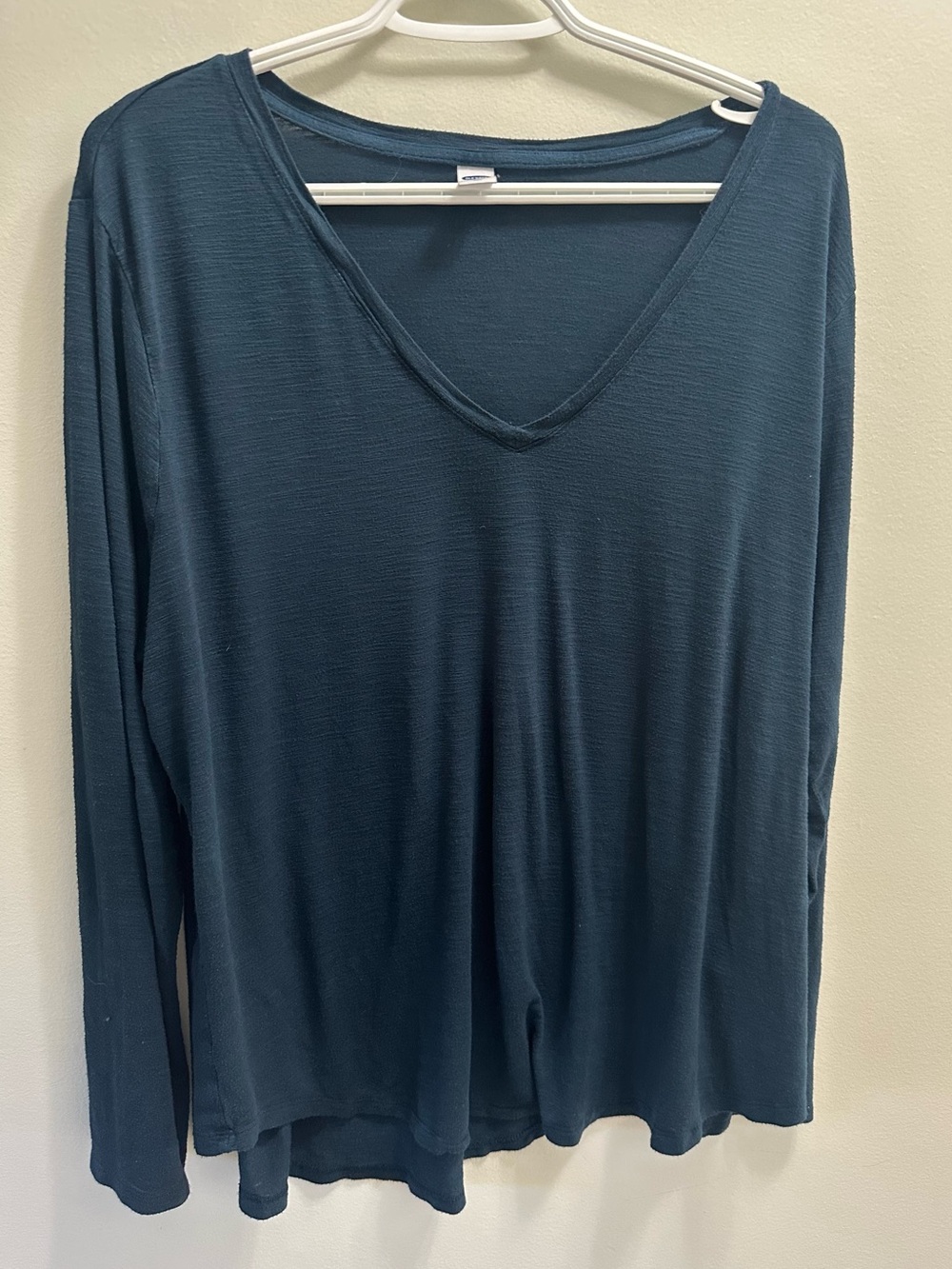 Old Navy Women's Teal V-Neck Long Sleeve Top